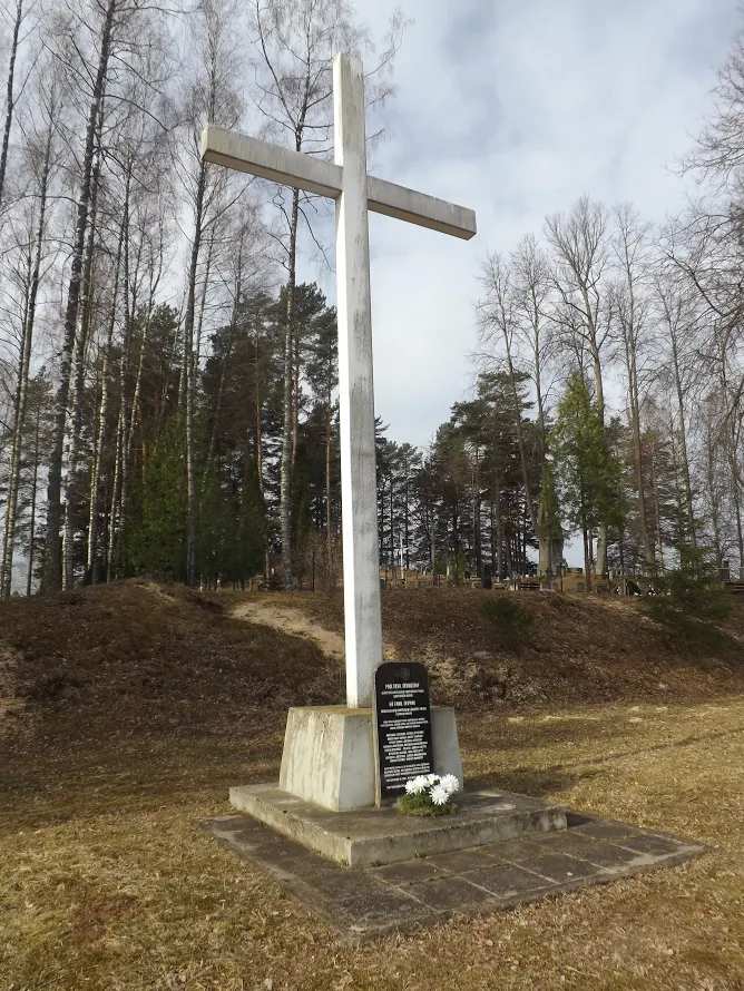 Paminklinis kryžius partizanams
