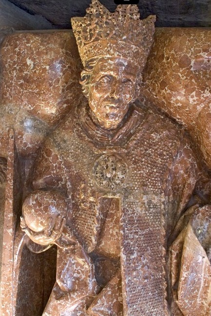 Kazimiero Jogailaičio sarkofagas Vavelio katedroje