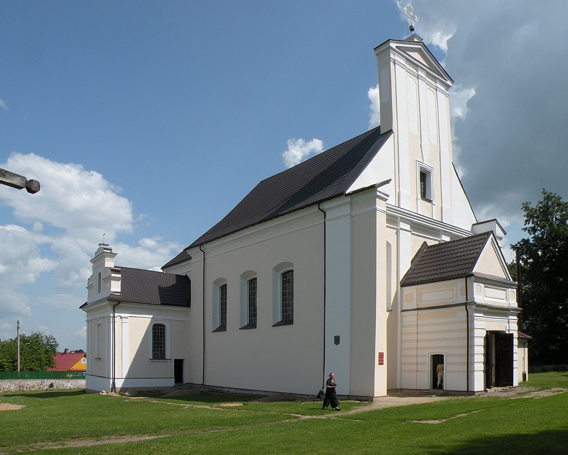 Geranainių pilis ir Šv. Mikalojaus bažnyčia
