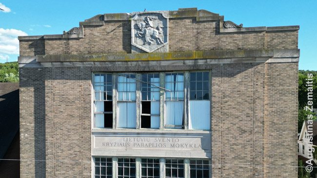 Maunt Karmelio Šv. Kryžiaus lietuvių mokykla