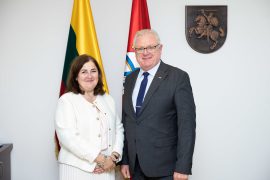 Paveldo komisijos pirmininkė susitiko su Seimo kancleriu Algirdu Stončaičiu