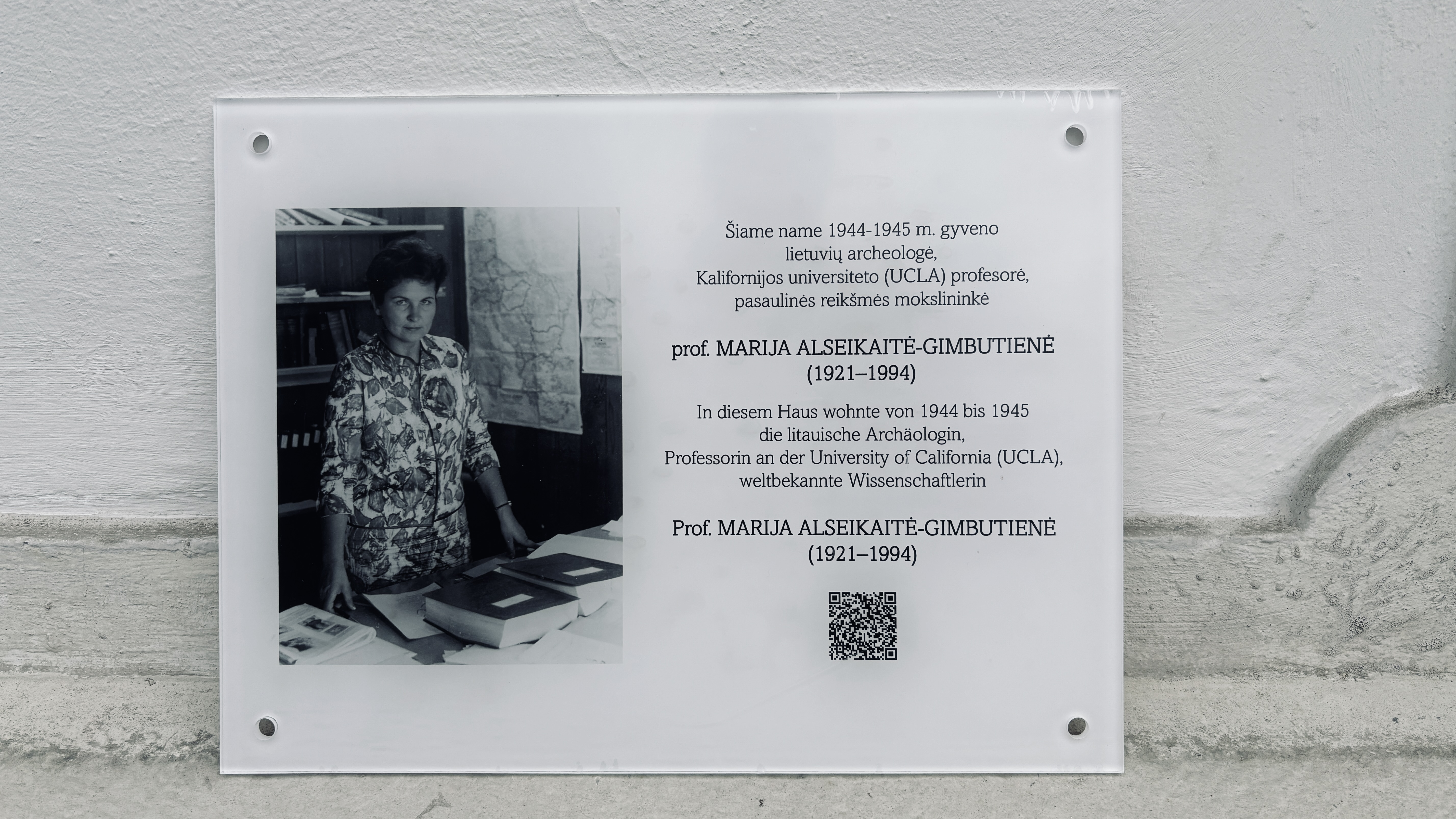 Atminimo lenta Marijai Gimbutienei Insbruke